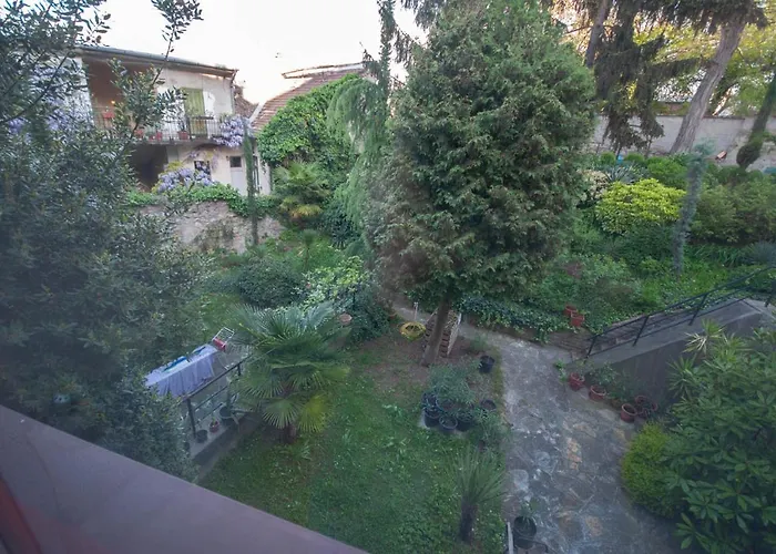 Apartament Castle Hillside